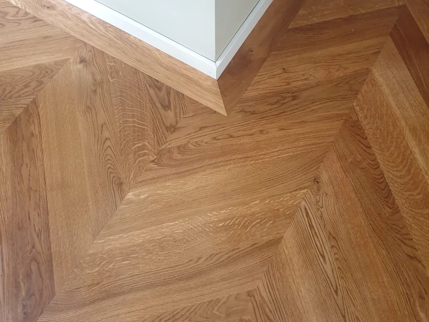 Point de Hongrie présenté par Wood Floors